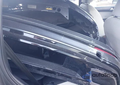 2021 Volkswagen Tiguan Se/Se R-Line Black/Sel z USA, uszkodzony, nr VIN 3VV3B7AX8MM138188